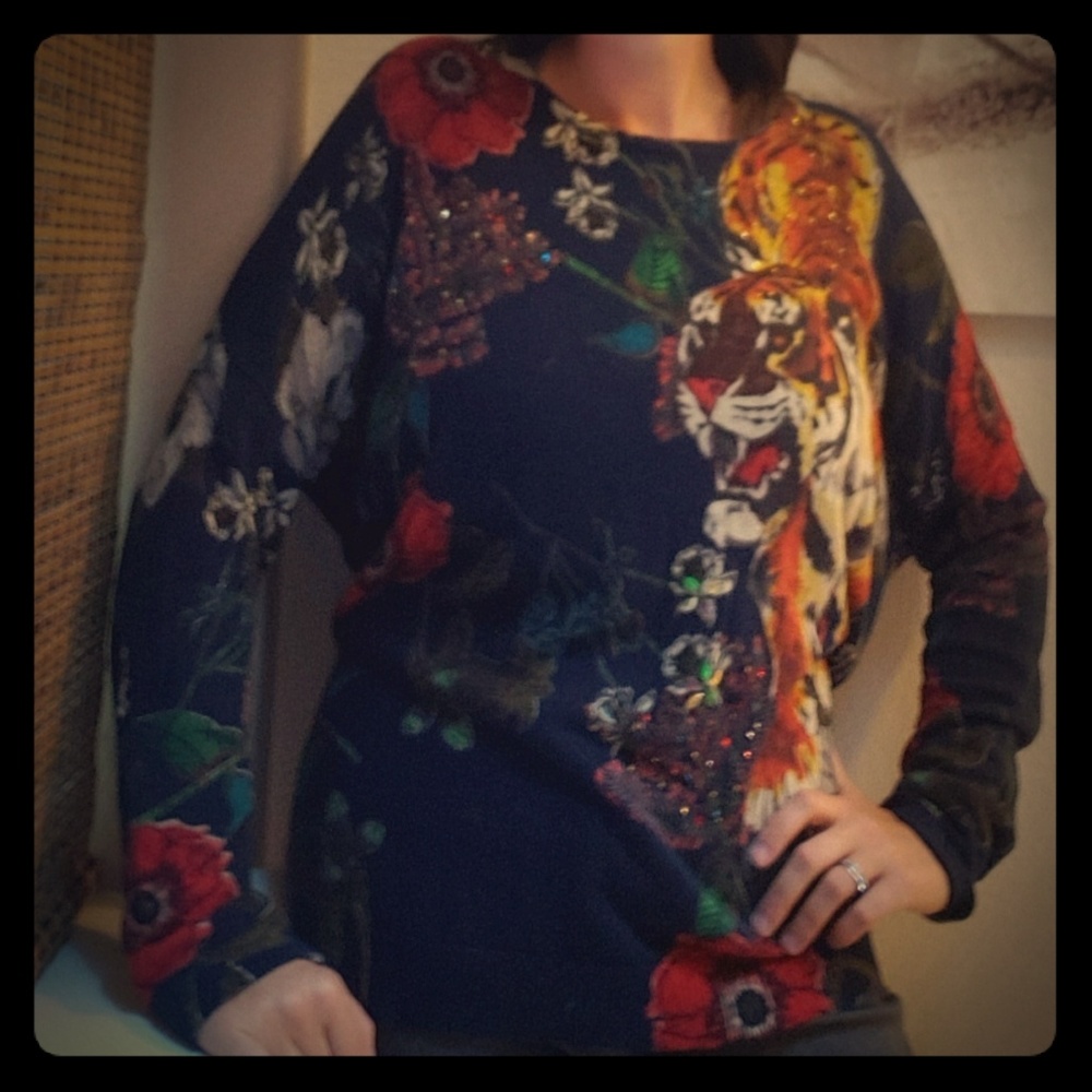 Desigual sweater